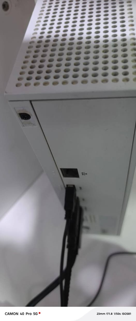 السلام عليكم ابيع شلع اخوتي
اكس بوكس سيريس اس اصدار 23 مفتوح
شاشة نوعيه Asus27 جاي اشغل 2k 
جوستيكات ثنين اصليه وحده منهن بيها بطارية قابله للشحن
كيم باس ٣ اشهر بي العاب قويه منزله
فورزا فيفا ٢٦ وبعد 
مع كيبورت وماوس سيت اب كامل

سعر 550 
هذا رقمي *********** واتساب
