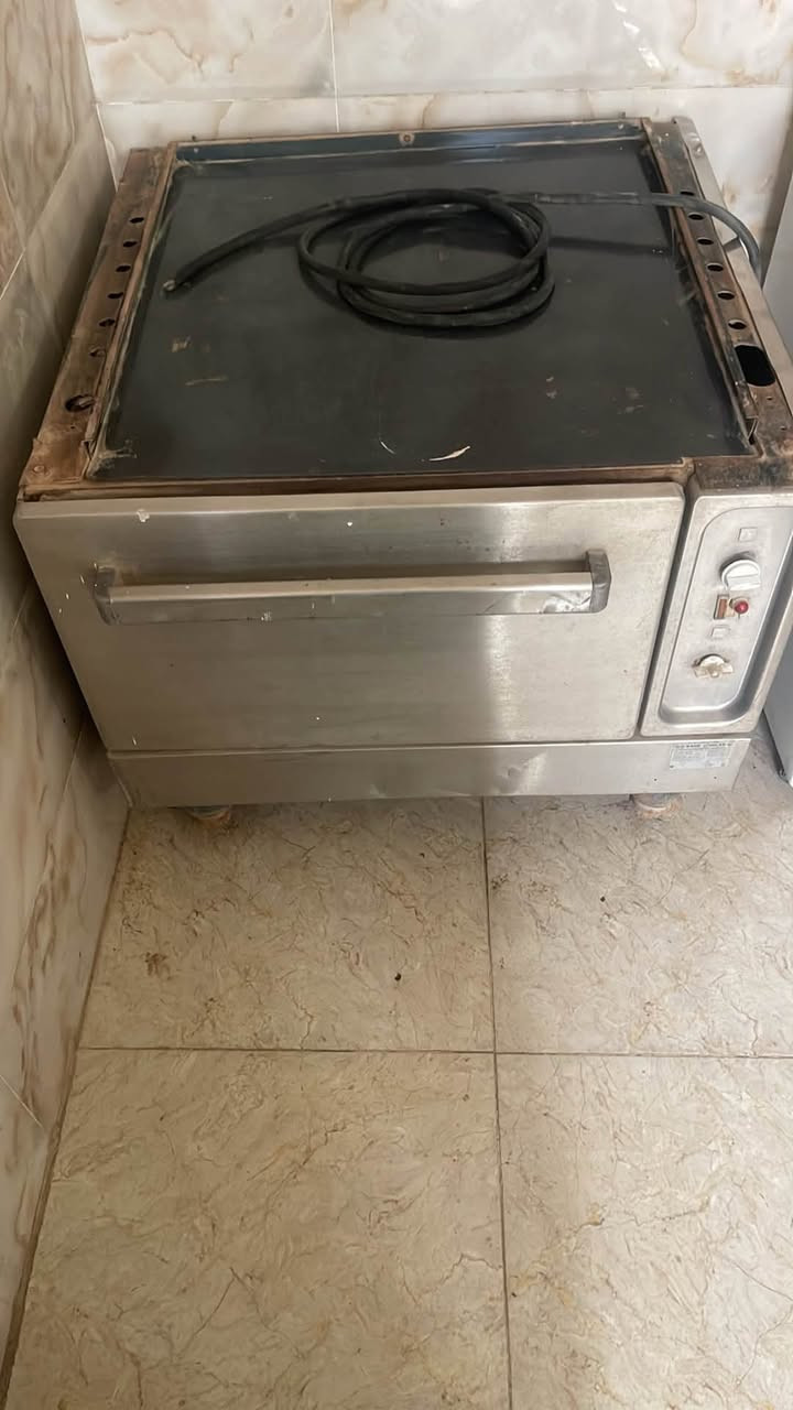 فرنكهربائي  البيع السعر 200 تزكام الرقم ***********

