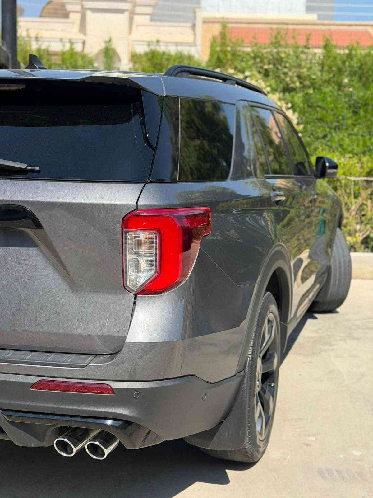 مۆدێل: 2023
 جۆر: Ford Explorer ST (3.0 Twin-Turbo - AWD)
 ڕەنگ: ڕەساسی تۆخ
 مواستفات: فول مواسەفات (پانۆراما، کامێرا ٣٦٠، شاشە، کوشن جلد سارد و گەرم، سیستمی B&O، ڕادار)
 دۆخی ئۆتۆمبێل:
 یەک پارچە سبووغ (بێ ژووری / بێ ناو)
 ئێرباگی سوکان و شانی تەقیوە، ئێرباگی سکن نە تەقیوە
 گێڕ و بزوێنەر و دەبڵ ئاکسل بەشەرتی فەحص
📍 شوێن: هەولێر
📞 ژمارە ***********
باللغة العربية:
فورد اكسبلورر ST موديل 2023
 الموديل: 2023
 المحرك: Ford Explorer ST (3.0 Twin-Turbo - AWD)
 اللون: رمادي غامق
 المواصفات: فول مواصفات (بانوراما، كاميرا 360، شاشة، مقاعد جلد تبريد وتدفئة، نظام B&O، رادار)
 حالة السيارة:
 قطعة واحدة صبغ (بدون داخل / شاصي ولغد شرط)
 إيرباگ السكينة (الراكب) سليم، الإيرباگ المفتوح: المقود والكتف فقط
 المحرك والجير والدفع الرباعي بشرط الفحص
📍 الموقع: أربيل
📞 للتواصل: *********** أربيل, العراق
