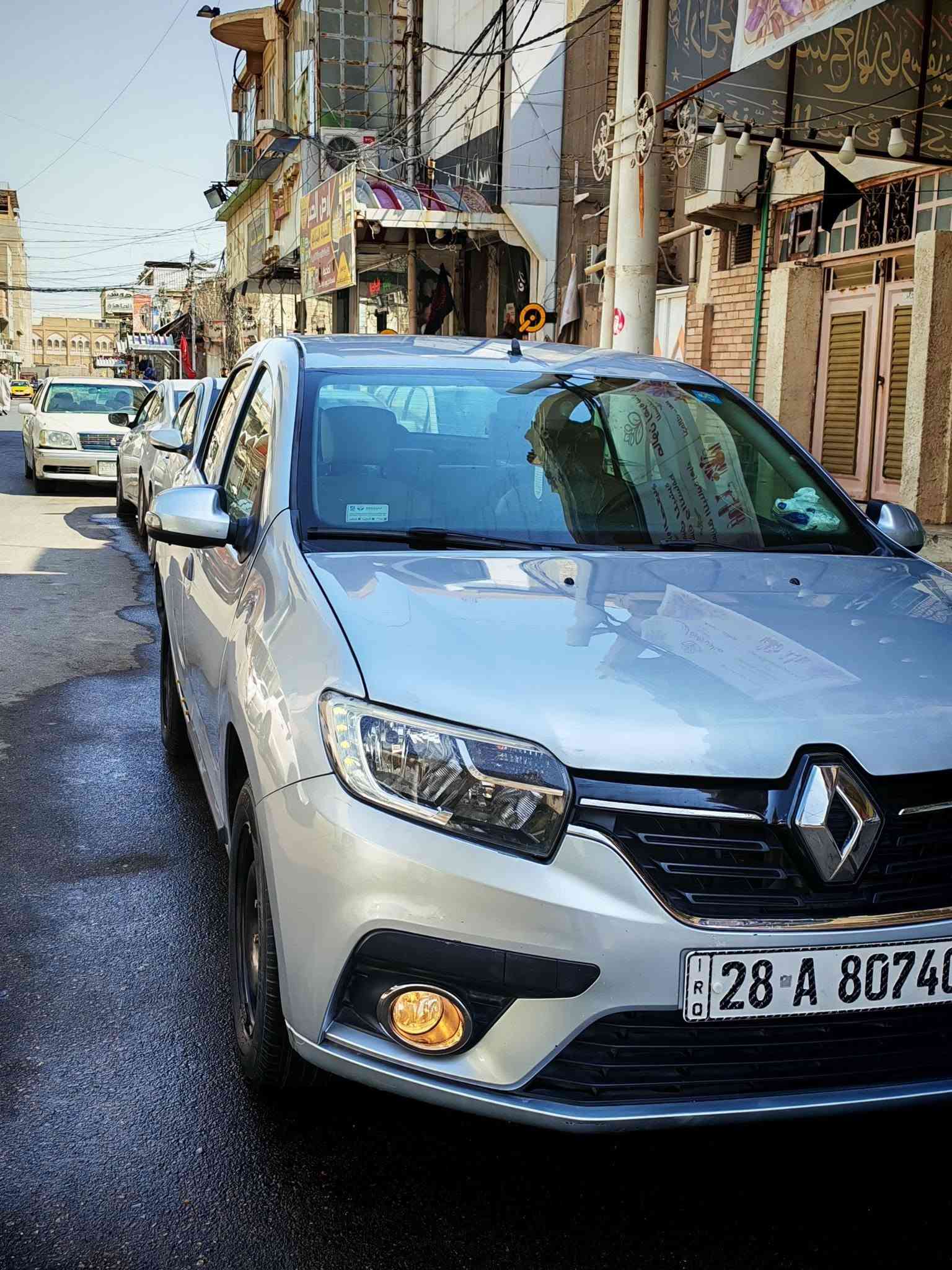 يا الله 
رينو سيمبول 2020
سياره نضيفه مابيه قطره صبغ
محرك 1600 كير ومحرك بشرط خير من الله سياره بيه ملاحضات بسيطه بلكشر موضحات بلصور سياره كامله مكمله برغي ما عايزه
اشاير بل مري شاشه كامره لايتات LED
 سياره جاهزه هزه سنويه جديده حره ب اسمي رقم نجف
السعر  85 مكان نجف 
‏‪***********‬‏
