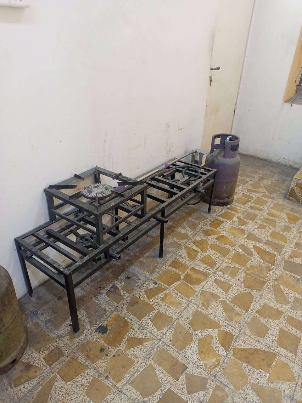 اغراض كوفي • جملة ومفرد • طباخ ٣عيون