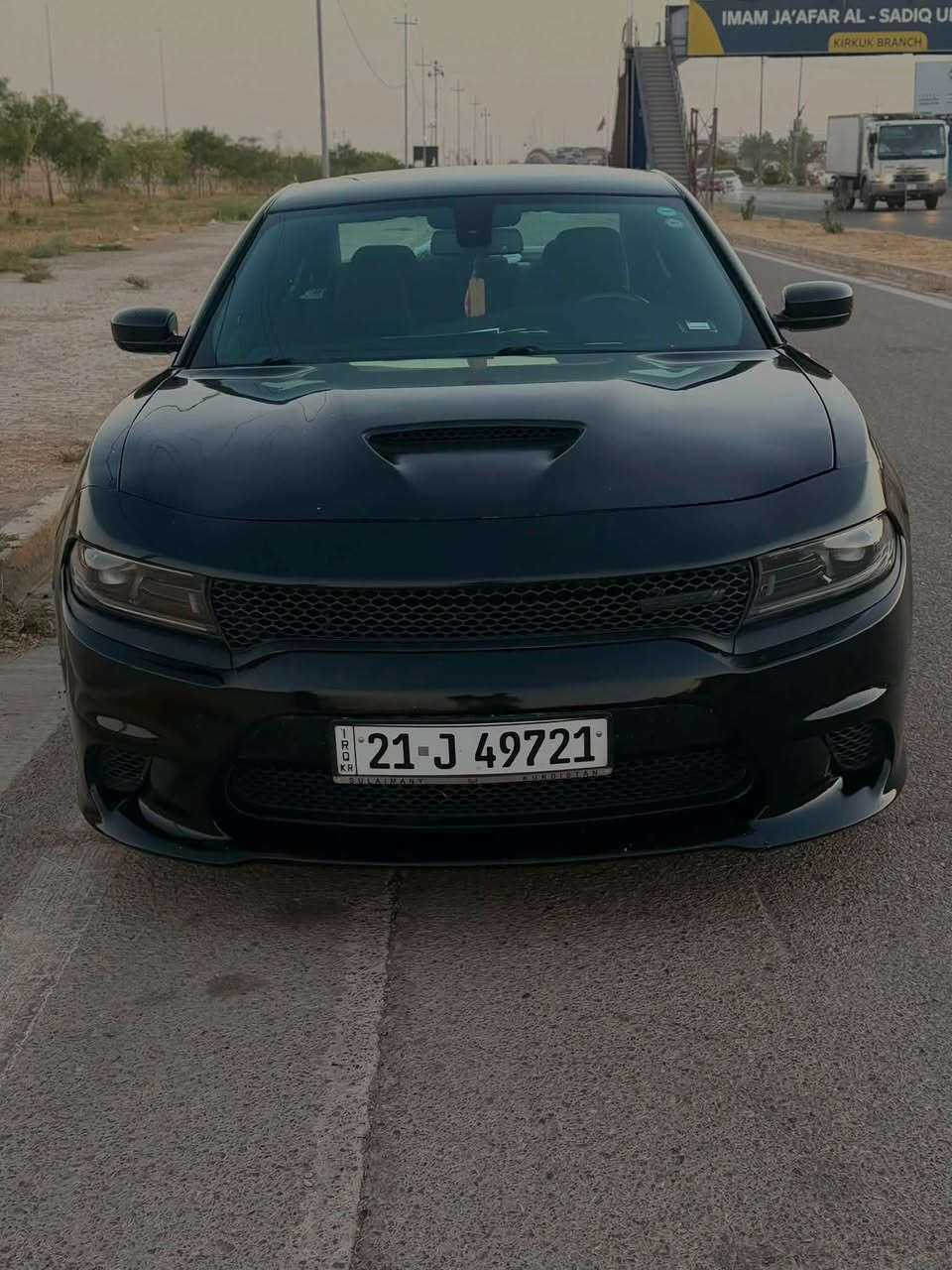 جارجر جي تي  2023 امريكي صور السونار مرفوقه بلمنشور
عداد 80 الف mi  
المحرك V6 سعة 3.6
المواصفات
جناح خلفي أسود
ويل قياس 20 إنچ أسود
مصابيح أمامية زنون
كشافات ضباب زنون
مصابيح أمامية مع LED
حساسات خلفية
شاشة كبيرة مع نظام ملاحة GPS
سستم صوت 
مقاعد أمامية كهرباىيه
محدد سرعة
اتصال بلوتوث
كاميرا خلفية
دخول ذكي (بصمة)
رقم سليمانيه 
للتواصل يرجى الاتصال على الرقم الآتي

***********

