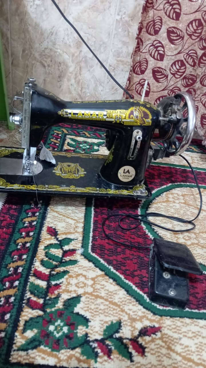 سلام عليكم هاي مكينه خياطه البيع مكاني طوريج الخيرات ابو وريه *********** الشرراي يدك
