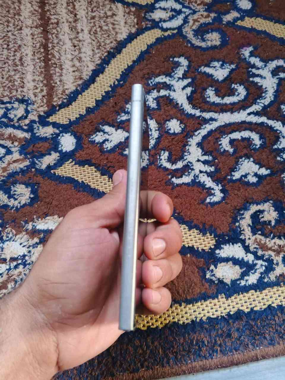 اس 24الترا جهاز نضيف كلش مامبدل بي اي شي سعره 850 الف قفل بدون مراوس
مكاني بغداد 
***********
