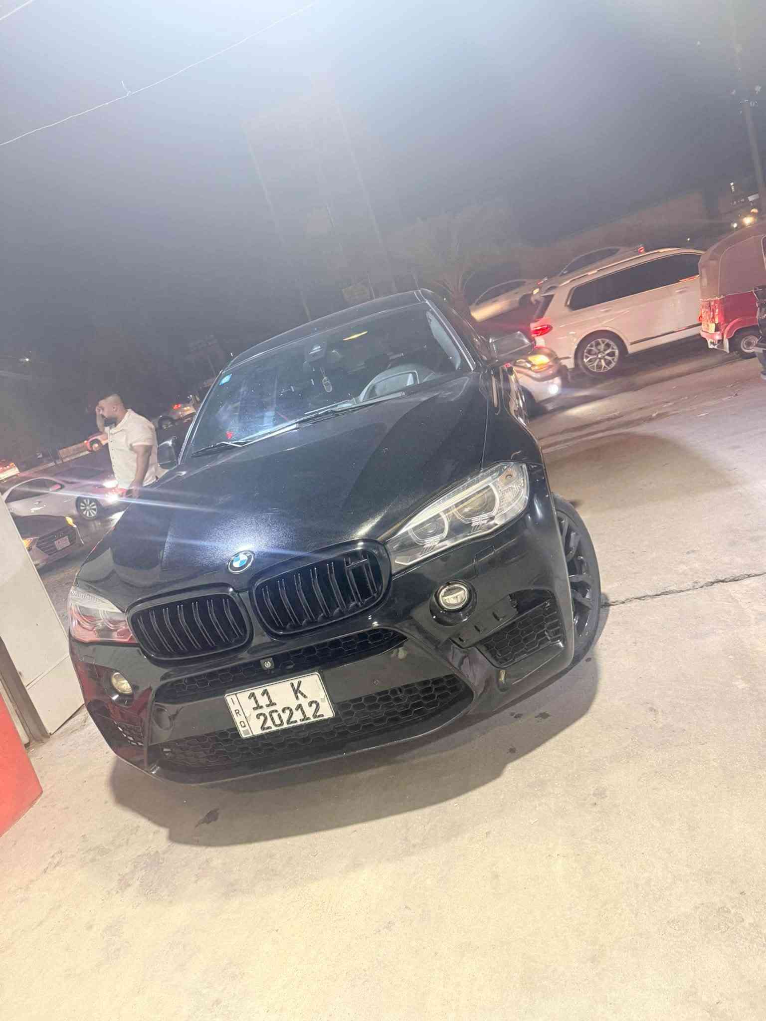 للبيع بي ام X6 موديل2018 لمتد
  فول مواصفات للبيع العنوان بغداد الدورة 
رقم بغداد تحويل مباشر    السعر 310. 
للاستفسار الاتصال ***********
