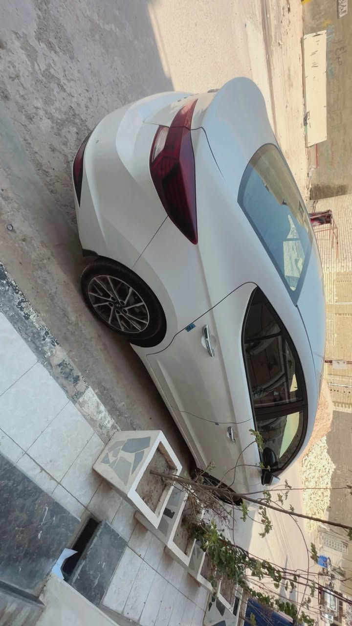 النتراا موديل 2020 رقم بغداد بسمي خليجيه السونار مرفق مع الصور بيها بارد 4 مكانات فقط وبيها 6 رصعات بلبنيد بدون صبغ   صدر جديد كير At مكينه 2000 ماشيه 96 الف كيلو العنوان بغداد الدوره السعرر 145 ورقه ***********
