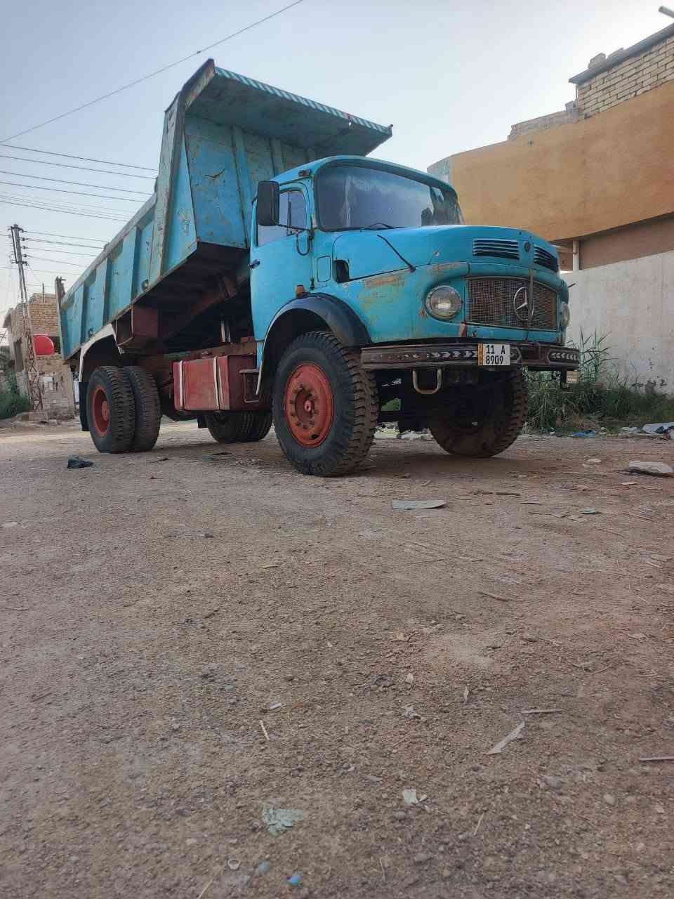 أهلاً وسهلا بكم في معرض الاحلام ✨
معرض_الاحلام_البيع_وشراء_المعدات_ثقيله🚛🚜🏗

للبيع تك م1969

محرك 55

كير 25 

بدي عمل 

شاصي نضيف 

سياره جاهزه للشغل 

السعر 25 مليون 

السعر والستفسار ***********☎️اثير الفهداوي 
ــــــــــــــــــــــــــــــــــــــــــــــــــــــــــــــــــــــــــــــــــــــــــــــــ
تابع صفحتنا ليصلك كل جديد! 📢
أهلاً وسهلاً بكم في معرض الاحلام ✨
يقع معرضنا في الفلوجة، ضمن منطقة المعارض، على الخط السريع. نحن متخصصون في بيع وشراء سيارات Mercedes Benz.
للاستفسار، يُرجى التواصل معنا على الرقم:                   ،، ***********📞📲
اثـير الفهداوي  ✨
