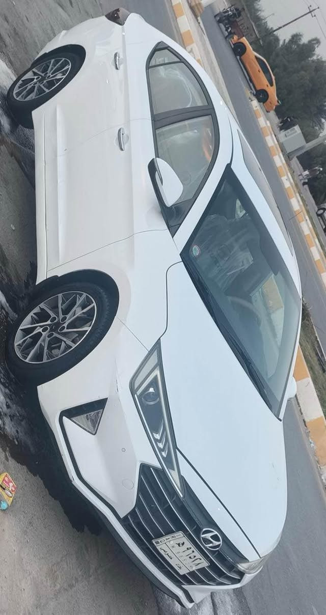 السلام وعليكم 
الانتره خليجي 2020
رقم بغداد بسمي تحويل ثاني يوم 
سياره كفاله من صبغ وتبديل بي بارد بسيط 
كير محرك حداديه شرط كفاله 
سعر ١٥٧ وبيه مجال 
للاستفسار *********** صاحب سياره مكلف بنشر
مكان سياره ناصريه مركز ناصرية, ذي قار

نص مكتوب في الصور:
- CAMON 40 Pro 5G 24mm f/1.8 1/100s ISO215
- CAMON 40 Pro 5G 24mm f/1.8 1/50s ISO290