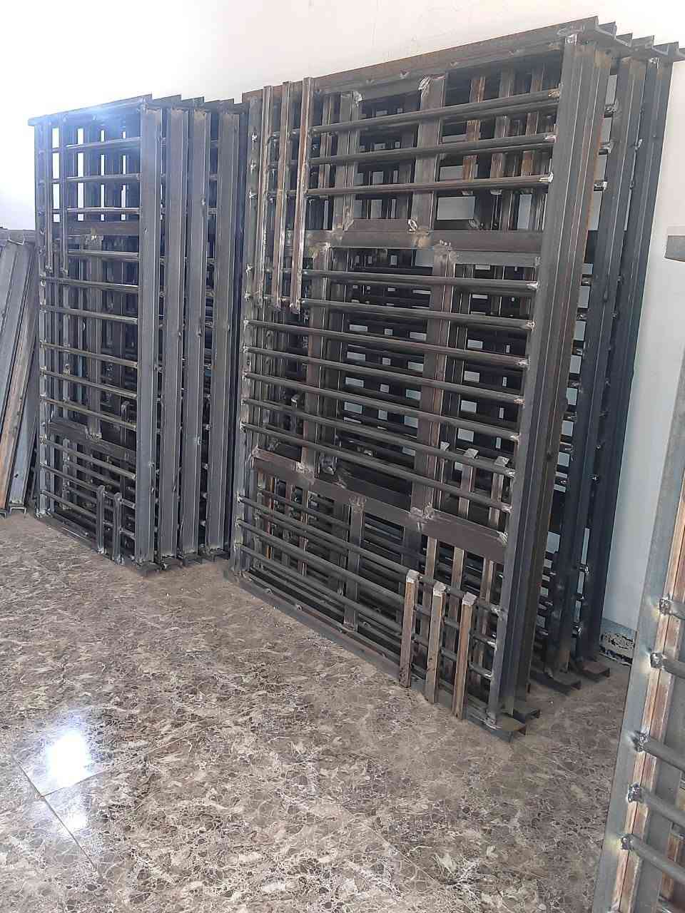 سلام عليكم معمل حداده الامل لكافة أنواع الاحداده الجاهز والتفصال وبأسعار مناسبة جدا جدا للاستفسار الاتصال عل رقم ***********. أو تفضل عل خاص وبخدمتك اني وشغل درجه اولى مكان بغداد للاستفسار ***********
