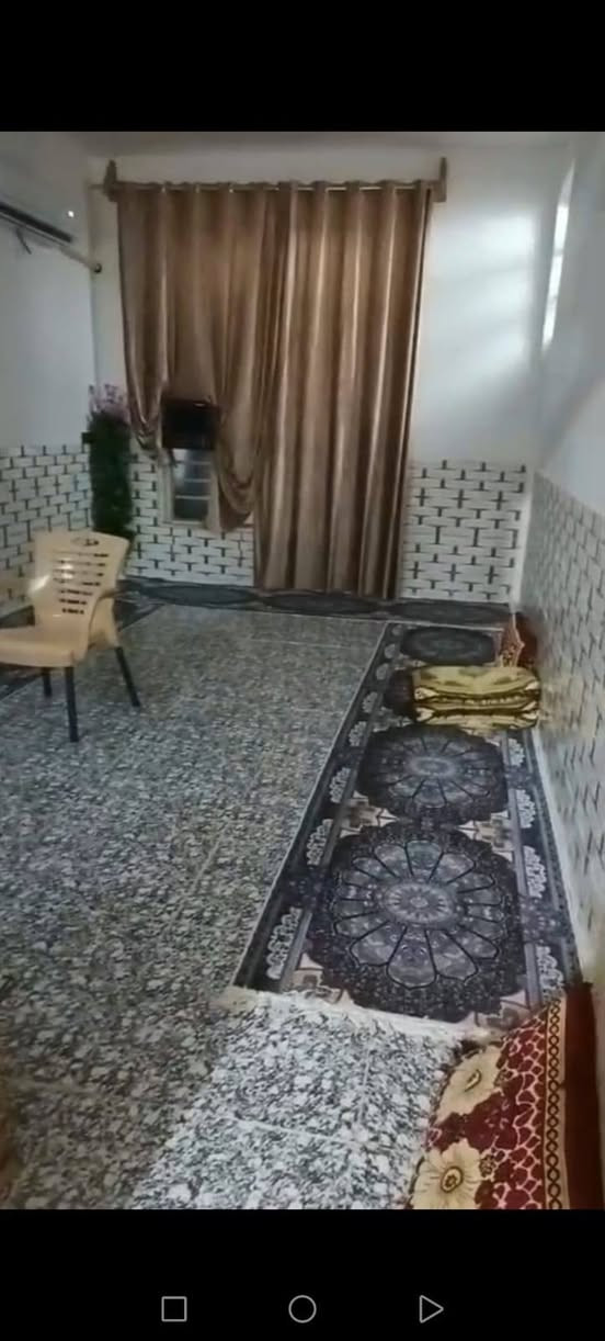 للبيع
بيت 140م طابقين بابل..ناحية الامام.. حي الامير.  . بسعر مناسب .  . كدامه منتزه بناء طابوق جديد..
تريد تكعد بالبيت...
تريد تشتري وتاجره.. اجاره 250 بالشهر
 كمل بداية محرم هذا.   .  يعني مصار شهر تحويل مباشر ***********
سعر67,بي مجال
