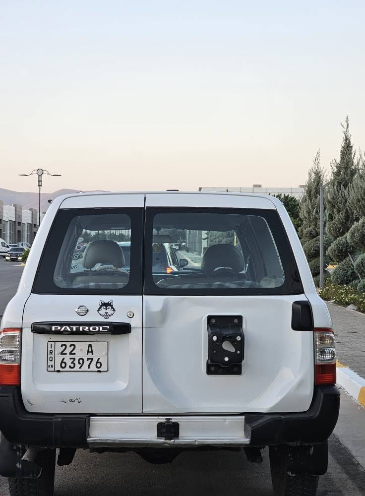 نیسان پاتڕۆل          2004

مواسەفات   G

فول عادی
ناو سپی
گێڕ و مەکینەو
ئەکسل و دەبڵ ئەکسل بەشەرت
سەنەوی رەقەم تازە تا 2031 
بەناوی خۆمەوەیە 
تەحویل ئەسڵی 
چوار پارچەو  پەڵەیەکی بۆیاخە
بێ ناو گرتن بێ دەعم 
چوار تایەی تازەی لەژێرە 

سعری   *******   98   ******* گەڵاو کەمێك معامەلەی تیایە

شوێن سلێمانی    *** *********** ***
           **** *********** *** السليمانية, العراق
