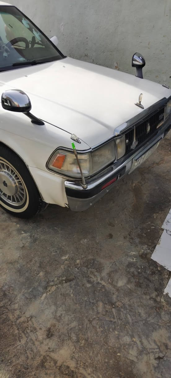 سيارة سيدان موديل ٩١ العنوان الناصريه حي التضحيه السعر ٥٥ وبيه مجال رقم بغداد دولي جاهزة التبريد نقص غاز رقم الهاتف *********** وهم بي واتساب واتصال ناصرية, ذي قار

نص مكتوب في الصور:
- انقر هنا لتحرير النص