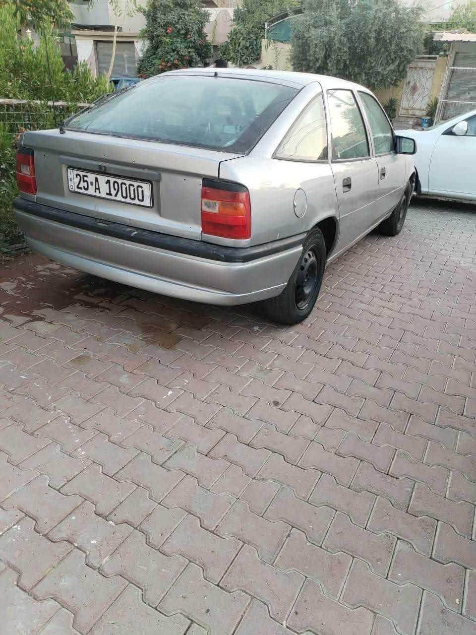 اوبل فكترا موديل 1994 كير عادي
محرك 18 سياره جاهزة على اخر حباية رقم كركوك مميز جدا بسمي شخصيا رقم انكليزي السياره صبغ عام 
سعرها 45 ورقة رقم مميز جدا ***********
