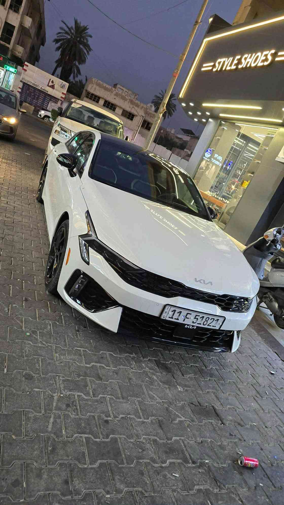 🚘🔥 KIA K5 GT-LINE 2026 🔥🚘

✅ سيارة مكفولة كفالة عامة 🛡️
❄️ تبريد وتدفئة 🔥❄️

✨ المواصفات:
� بصمة دخول وتشغيل 🔑�
📍 فتحة سقف بانوراما 🌤️✨
📍 تدفئة كشنات أمامية 🔥💺
📍 ستيرن تدفئة 🔥🚗
📍 رادارات ٤ اتجاهات 📡🛡️
📍 كاميرا خلفية 📷
📍 تحكم باتجاه المرايا الجانبية 🪞
📍 كشن السائق كهرباء ⚡💺
📍 جام ٤ أبواب ضغطتين 🪟⬆️
📍 محرك 2500 تنفس طبيعي 🔥💪
📍 كشنات جلد 🛋️✨
📍 تحكم ستيرن كامل 🎛️
📍 شاحن وايرلس 📱⚡

💥 الحادث:
🔹 قبغ جنطة راجع بارد 🧊
🔹 تعديل مقدمة الحوض بارد 🔧
🔹 تبديل دعامية أصلية 🛠️
🔹 إيرباك برده طاك 💥
🎨 السيارة بدون صبغ نهائياً ✨

📏 ماشية: 5,000ر كم 🛣️
💰 السعر: 222 💵🔥

📍 العنوان: بغداد / الأعظمية 📌
📞 للاستفسار:(tel:***********) ☎️

