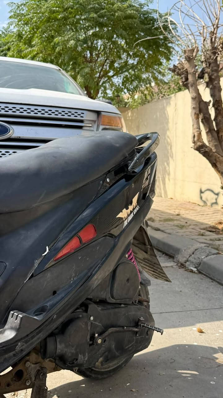 سلام عليكم
ماكس عدله شلعه معدل مابيها قصور مابيها نواقص بس سلف دراجه عليها كلجات رياضي fcs
عليها وياله نجمه ثقيل اصلي ياباني سعرهن ب125
عليها صدر وعليها دبل خلفي رياضي
عليها صينيه ودسكات رياضي 
عليها صالنصه fm
عليها خرز رياضي
عليها يدات رياضي دراجه ماشاء الله حلوه سعرها 
475وبيها مجال
***********

