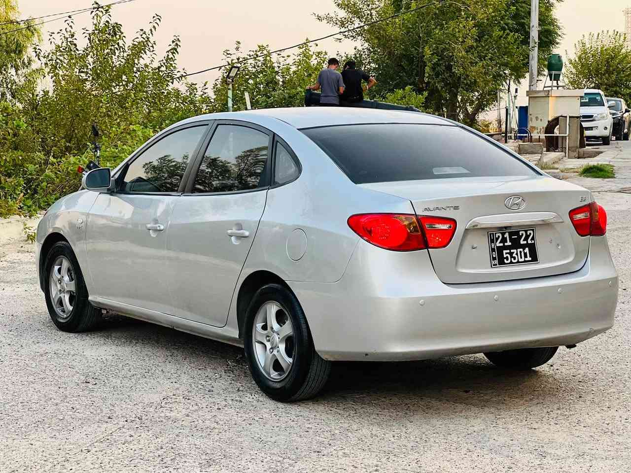 بەناوی خوای گەورە ئەڤانتی مۆدێل 2010 سەیارە تابڵێی باکە چرکە و 100دۆلار بشکێنە کەڤەر بەشەرت سەرە دەبڵ بەشەرت سەقف بەشەرت قنجێکیشی نیە هەموو گیانی بەشەرت بەشەرتی 20فیتەر گێڕ و مەکینەی بەشەرت بۆ ئەوە کراوە کابرا بۆ ماڵی خۆی بیکڕێ بەگلایت لێزەری ئیکۆ 141هەزاری حەقیقیش ڕۆشتوە *********** 

*********** شوێن کۆیە السليمانية, العراق
