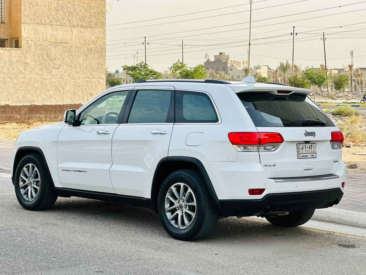 جراند شيروكي أوفرلاند • ٢٠١٤ • خليجي