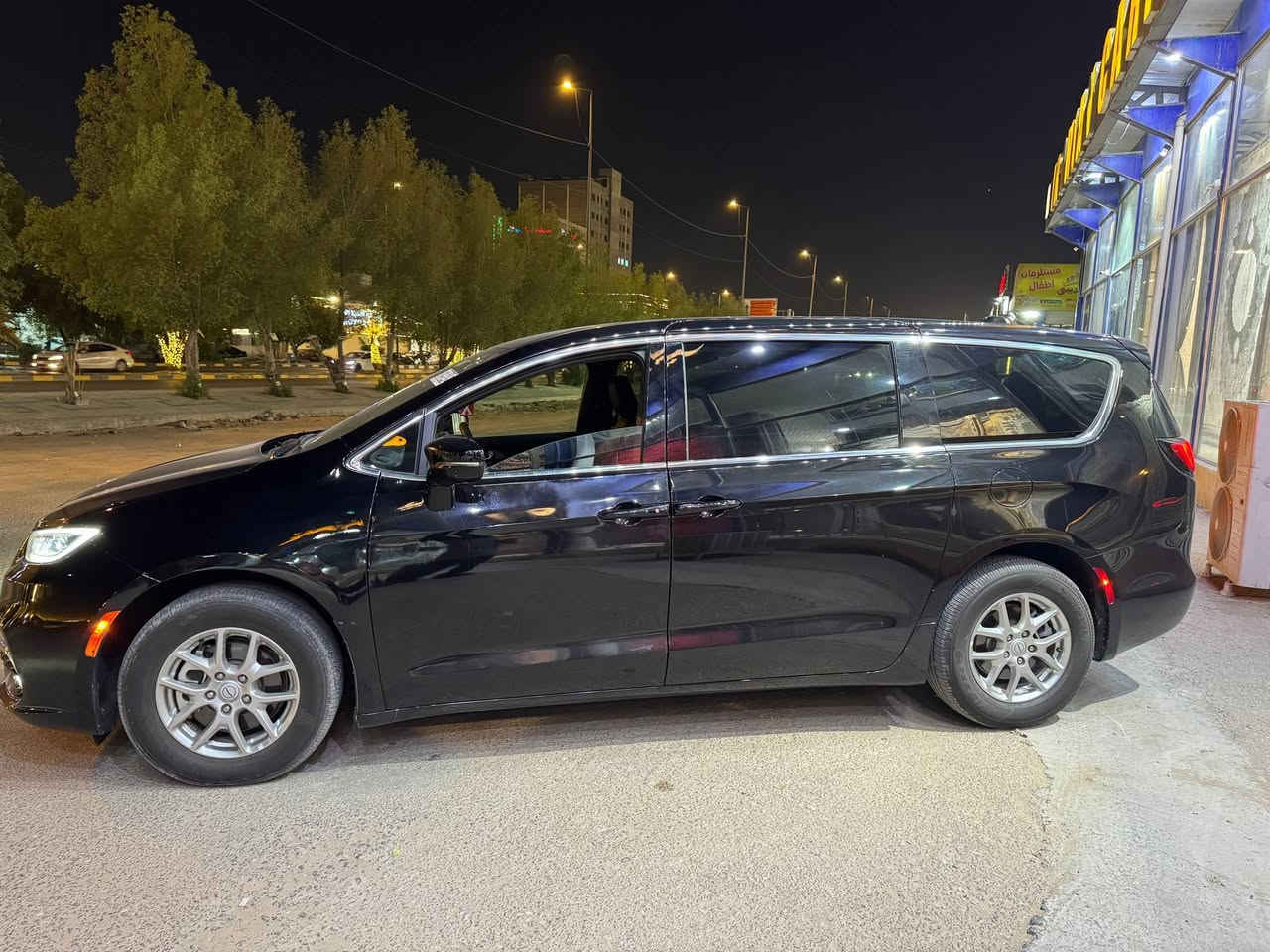 باسفكا 2025
مواصفات سلكت محرك 3600
سبعة راكب 
رقم شهداء نجف يعني تصير وكالة بإسمك 
وسنتين تصير حرة تداورها 
وارد امريكي حادثها بالصور موضح 
سعرها 230 ورقة وبيها مجال للطيبين 
للإستفسار ***********
مكان السيارة نجف .
