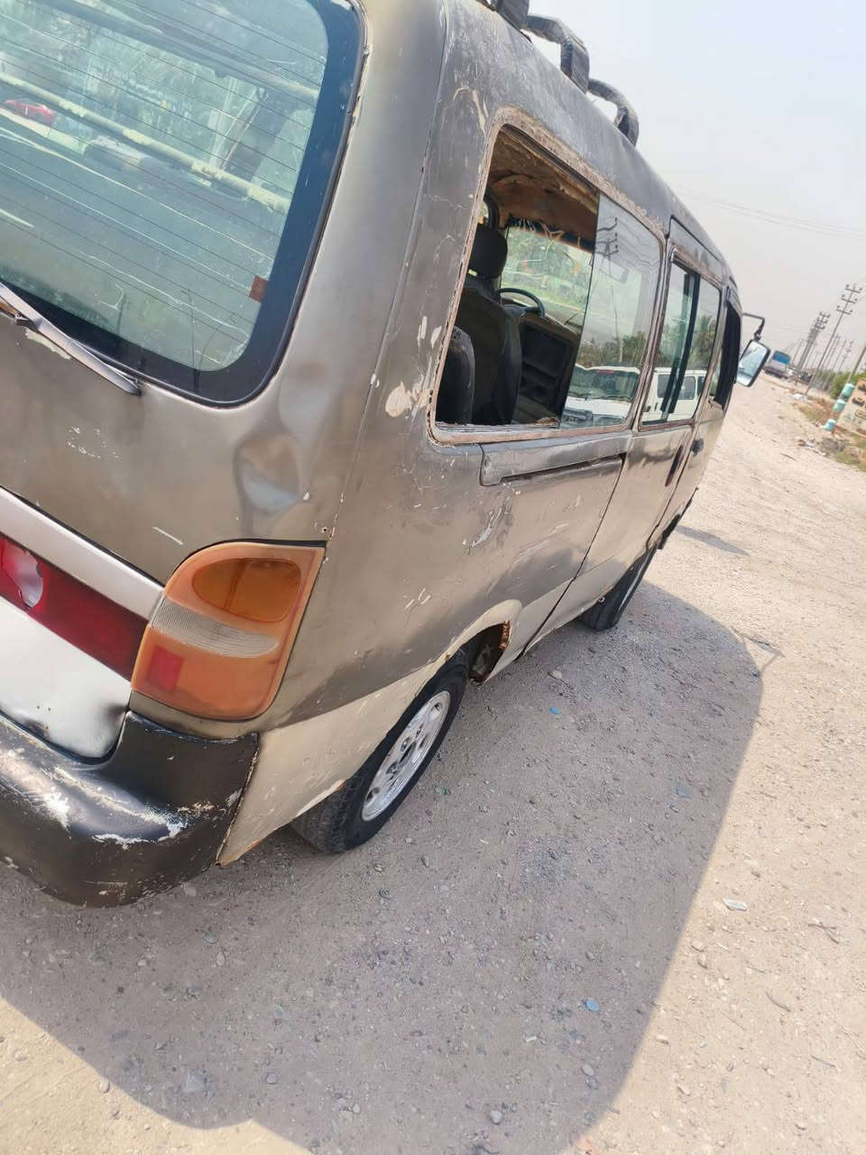 سلام عليكم بريجو مديل  2001 مكينه مكفولة كهربائيات شغاله السعر ٢٠وبي مجال مكاني ديالى ***********
