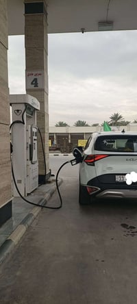 المحاويل • سيارة صالون • جامعات