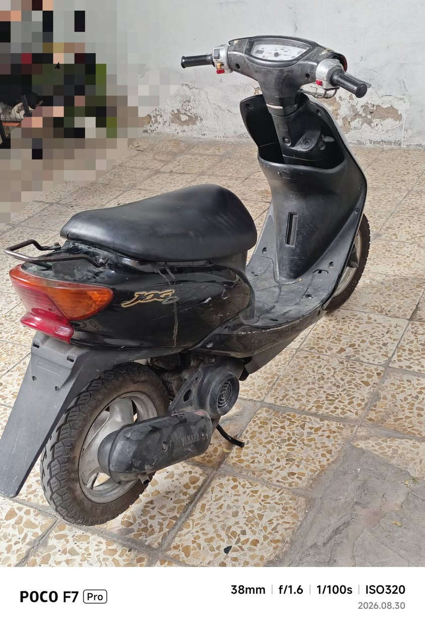 دراجه عصفوري للبيع دراجه فول تخبل نكره سلف  الكهربائيات شغال عداد البانزين شغال برغي ما مفتوح بلمكينه وبل دراجه كفراتها بلاديات بس نظافه 80% سعر خاص  وتاساب فقط ***********
