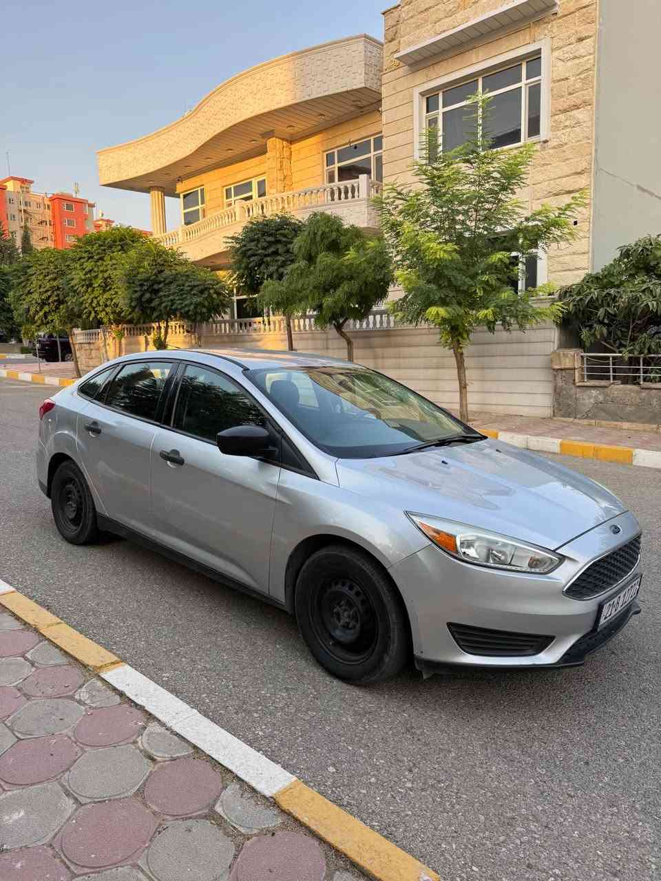 Ford focus 2017
بەناوی خوای گەورە 

نرخی  76 گەلاو مجالئ کەم 
ژمارە یەلەفون /  *********** 
              ژ/         *********** 

فۆرد فۆکەس مۆدێلی ٢٠١٧ 
مەکینە 20 ی مرغوب بئ تۆربۆ 
مەکینەو گێری نەکراوەتەوە بەشەرت 
رەقەم و سەنەوی تازەیە و بەناوی خۆمانەوەیە 
سەیارەکە دوو دەرگای لای سەکن بۆیاخە 
قرچئ بەسیتی دواوەی هەیە ناوی نەگرتوە 
هەندئ تعدیل ساردی هەیە لە لای سایەق
بەڵام سەیارەکە بئ عەیبە 
سۆنەرەکەیم داناوە 
لە سلیمانیم السليمانية, العراق
