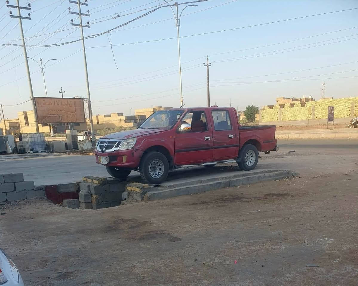 رقم صاحب السياره   ‎***********

فتون 2013 رقم بابل مشروع وطني محرك گير اكسن تخم تاير جديد ومكفول البدن الخارجي مثل ما موضح بالصوره سياره كلش حلوه مال جناي المكان ذي قار
