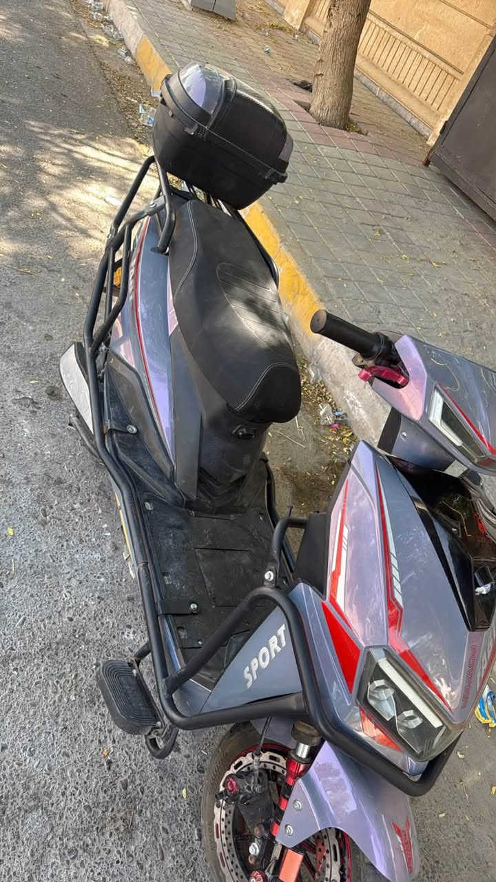 دراجه شركة يوزكيز🛵الشبح
موديل2026

موطور حيل نضيف

(بطاريات عدد 6 على فحص ) 

فول مواصفات  (3800w)

(نظام  R) (نظام P)

(مخرج شحن USP) 

(سرعه99حقيقي) (سرع 4)

(سويجات 2+بصمات2)

(مثبت سرعة) 

أناره محيطيه متغيرة الألوان امامي خلفي 

لايت زنون عالي ناصي 

دبلات امامي خلفي رياضيه +ويل امامي رياضي+يدات بريك رياضي 

سماعة بلاتوث بلادي 

جنطه خلفيه بلاديه

اشاير يمنة يسرة دبل اشارة

السعر ٦٥٠   وبي مجال 

الموقع داخل الرمادي 

الاستفسار خاص
