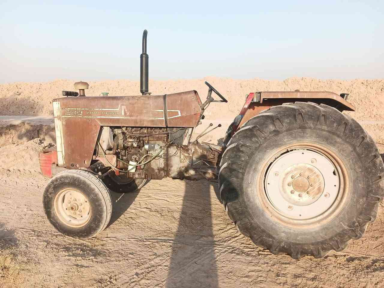 فوركسن انكليزي للبيع موديل 81 القوة الحصانيه ( 290)كرنك ستندر كير اكسن هيدروليك شركة ستيرن باور دنفص صدر جديد كما موضح في الصوره كهربائيات صالحه  تشغيل سلف سنوية منتهية الصلاحية 
رقم الهاتف ***********
