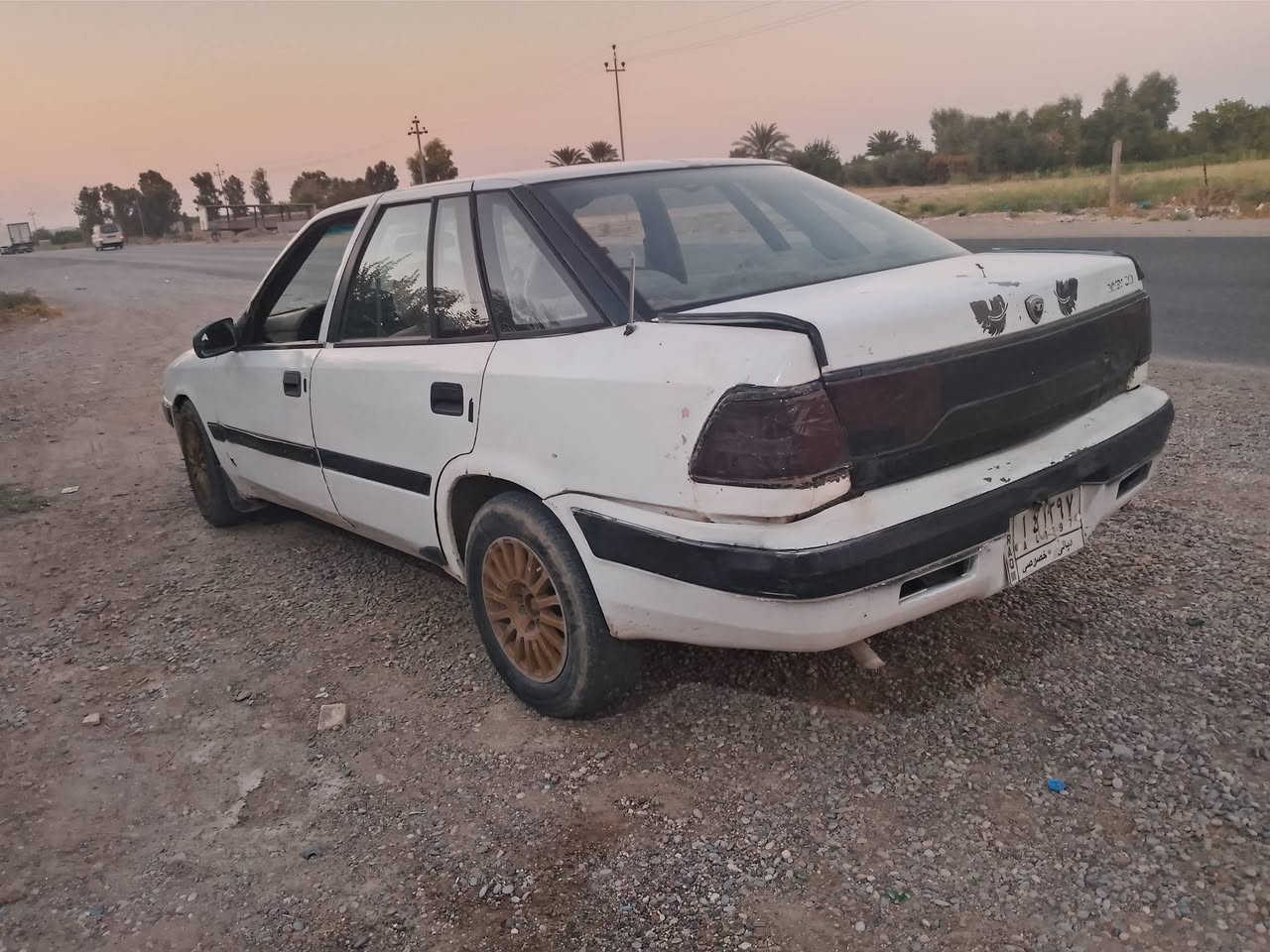 سلام عليكم اخوان ... 
دايو اسپيرو للبيع او مراوس ...
موديل 1994 محرك مفتوح 
رقم ديالى( أ ) بشرط تحويل سنويه جديده لغاية 2027
گيرو محرك نضيف 
كهربائيه كله شغال 
زوج تايرات جديد
سيارة شغاله ترايك وين ما تريد 
سعرها ( 15 ) وبي مجال للطيبين 
مكان ديالى خانقين ميخاس 
ر.م ***********
