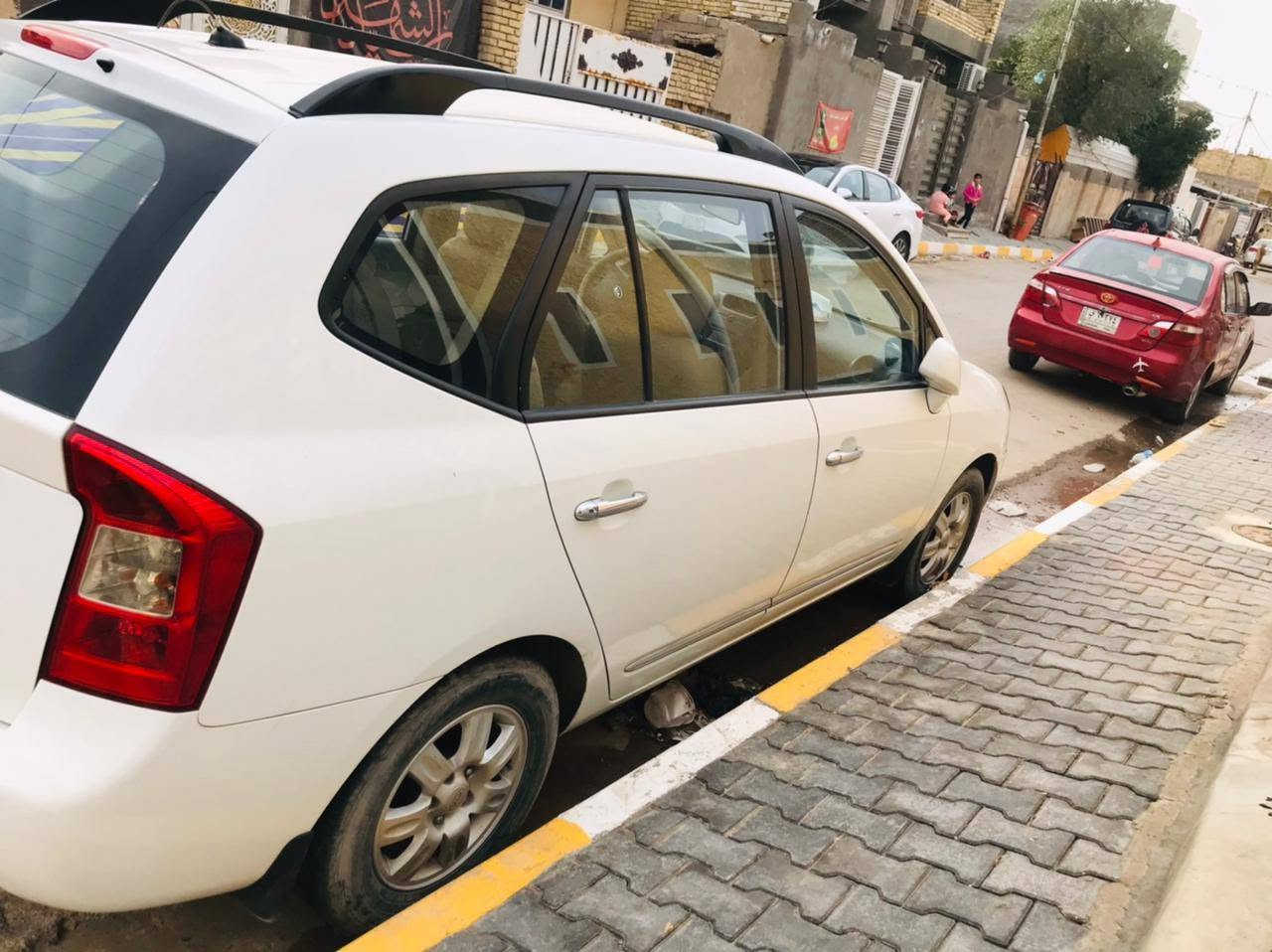 سلام عليكم كيا كارنز ٢٠٠٨ خليجي كير محرك مكفول بلادي غير مفتوح تبريد رقم بغداد مشروع وطني سنويه بأسمي صبغ فقط بدون حادث كما موضح بالسونار مكانه واسط الشهداء السعر  ٩٥ قفل والصور بالمنشور ***********

