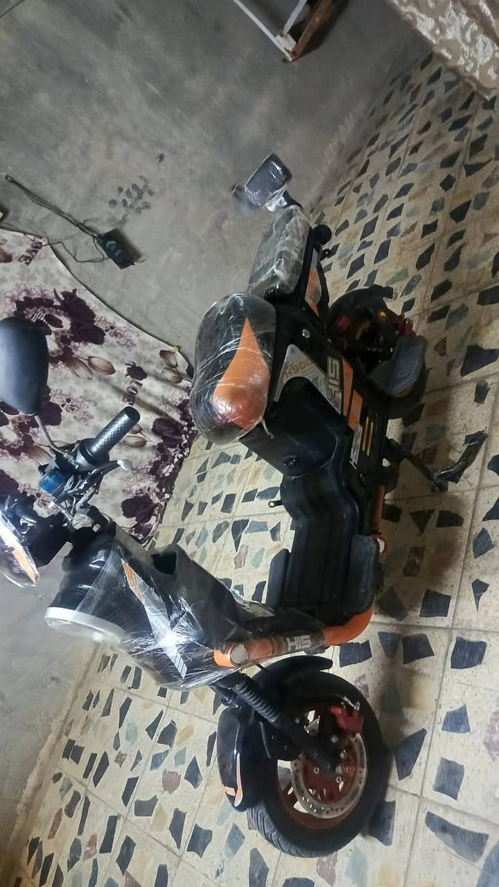 H900 • بطاريات كبار • 2000W