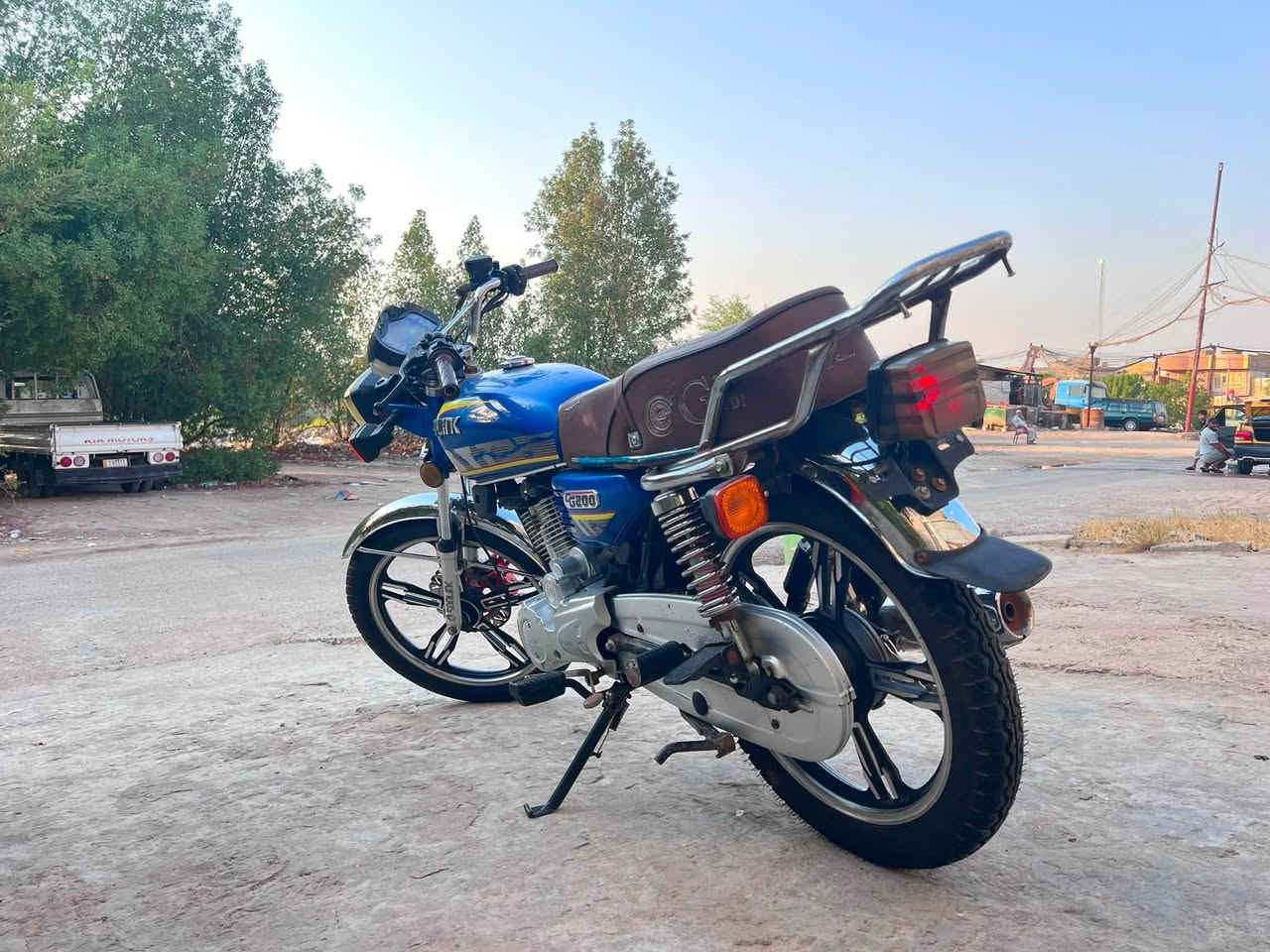سلام عليكم
دراجه نوع سيفان مكينه 200cc مكفوله من كلشي

اوراق سكنر سعر 675 

عنوان بابل كفل

*********** اقره المنشور يلاه تراسلني
