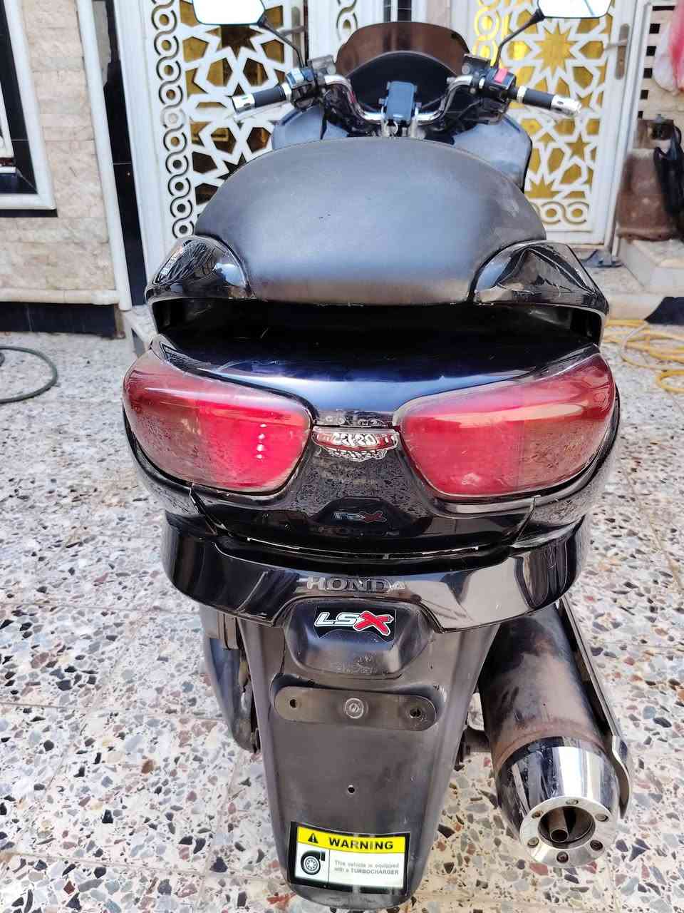 السلام عليكم فورزه 08 بصمه من كلشي جاهزة كهربائيات 

كلشي شغال لايت 4 حركات مثل ما موضح مفتوح بس والفا 

فقط   تايرات امامي خلفي جدد كله شغل

  دراجه خير من الله              اذا اكو دراجه ربع كير نصيفه اورس نطي فرق او فورزه 0. 10  مروس نطي فرق عادي 
 
السعر 650 وبيها مجال 
 
***********              
 
بي واتساب
