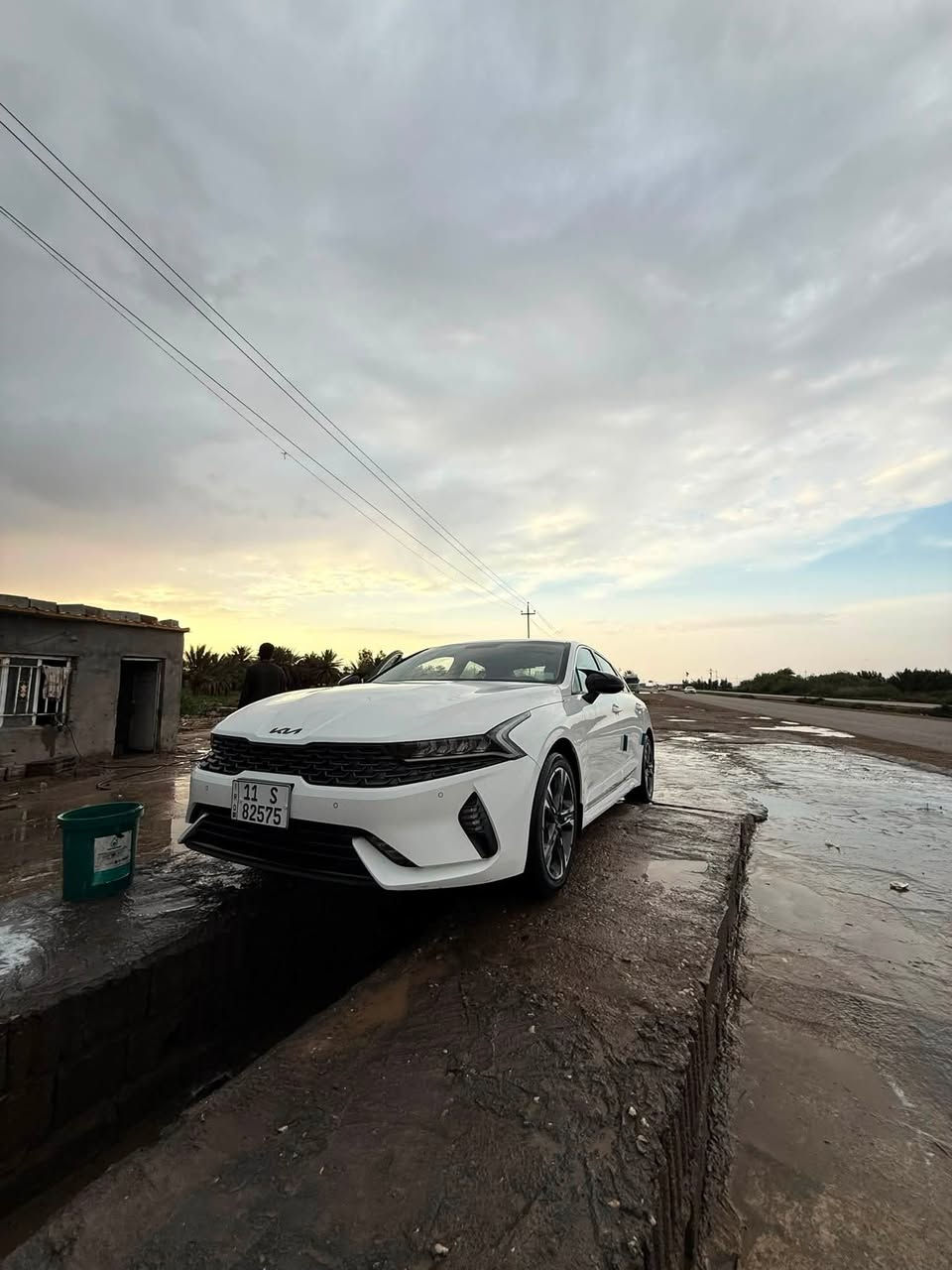 🚘 للبيع: كيا K5 موديل 2022 خليجي
✨ المواصفات:

* محرك 2.0 لتر
* تحكم بالمقود (ستيرنج كنترول)
* دش المرغوب
* مرايا ترحيب
* شاشة تدعم CarPlay
* سونار مرفق بالصور
* كفالة على المحرك والكير
* الممشى: 100,000 كم
* مواصفات خليجية
* تشغيل بصمة (بصمة تشغيل عن بعد )
* دخول ذكي (سمارت كي)
* مثبت سرعة
* حساسات أمامية وخلفية
* كاميرا خلفية
* جنوط وكالة
* نظام أوتوماتيك

📞 للمزيد من التفاصيل والاستفسار:
***********
