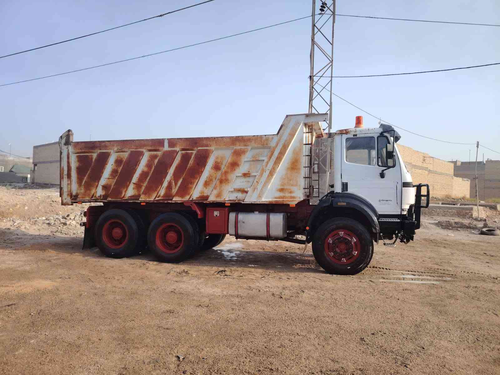 موديل ٩٥ • شاصي بلدي مكفول • قير ١٦٠