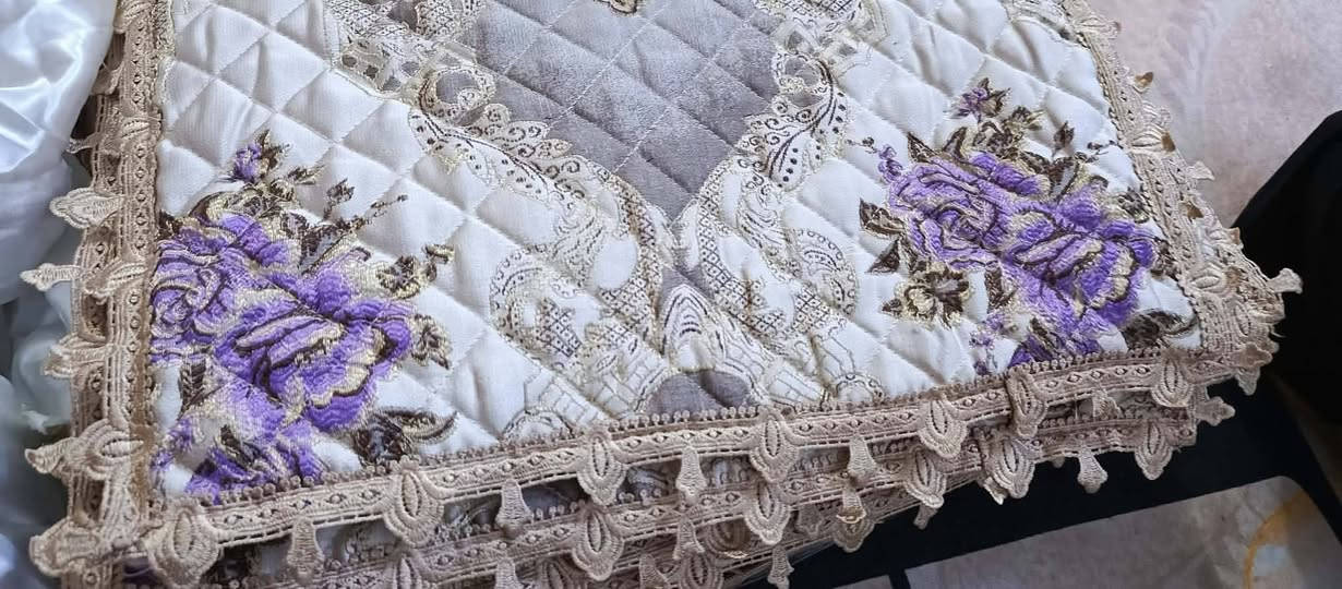أسرة • غرفة نوم • ماكو تفاصيل