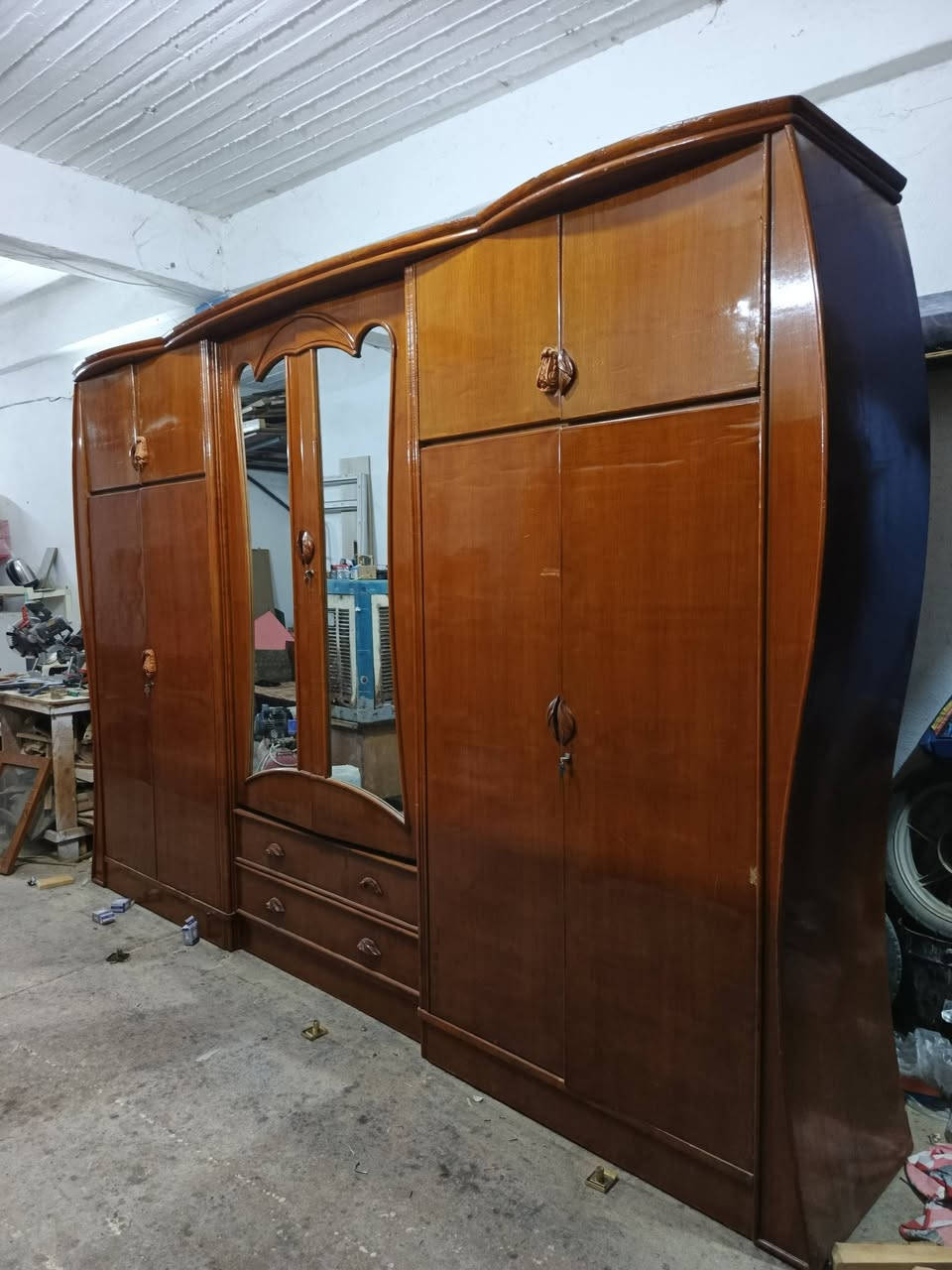 كنتور 6ابواب مستعمل صاج داخل وخارج صاج حطاطه الرمادي الصوفيه قرب مطعم قصر الابيض السعر 375بي مجال واتساب ***********
