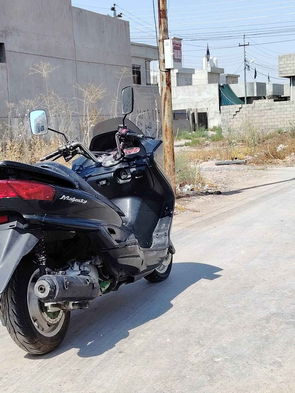 السلام عليكم ورحمة الله وبركاتة اخوان عندي هاي الماجسته للبيع الدراجه قويه ومعروفه بمتانتها الدراجه طخم تايات وميكنه لا صرف ولا نفخ ناعمه ونضيفه كشرها الخارجي احلا من الصور مال واحد جناي تفتر تتوسن بيها الدراجه نضيفه الدراجه بيها عطل وهو (يحتاج تبديل كابريتر  و يعوزها دهن بريك وباتريها كاعد) ويين ما يعجبك روح السعر (360وبيها مجال (ابو 150الف لا تخابر) للعلم الدراجه ما تشتغل لان كابريتر يحتاج تبديل (الي  مو شراي رجاء رجاء لا تخابر (العنوان سهل نينوى برطله)(الرقم ***********)ويتوفر واتساب ول خاص مفتوح
