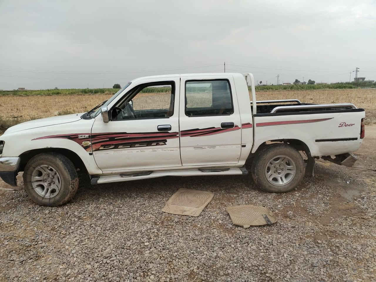 السلام عليكم
دير للبيع موديل ٢٠٠٦ منفيس بيها خلل كهربائي
محرك كير شرط
أبيع كوم حديد
السعر ١٨ ورقة وبيها مجال
للاستفسار الاتصال على الرقم( ***********)
