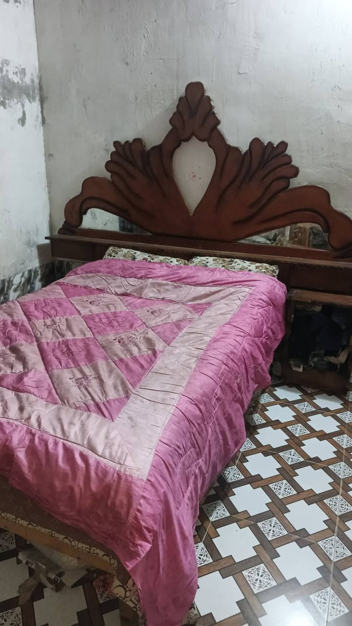 سلام عليكم خرفه خشاب رخيصه تفيد حالته ضعيفه خرفه راتله ترتيب رخيصه سعر 400 وبيه مجال قليل رقم الهاتف ***********
