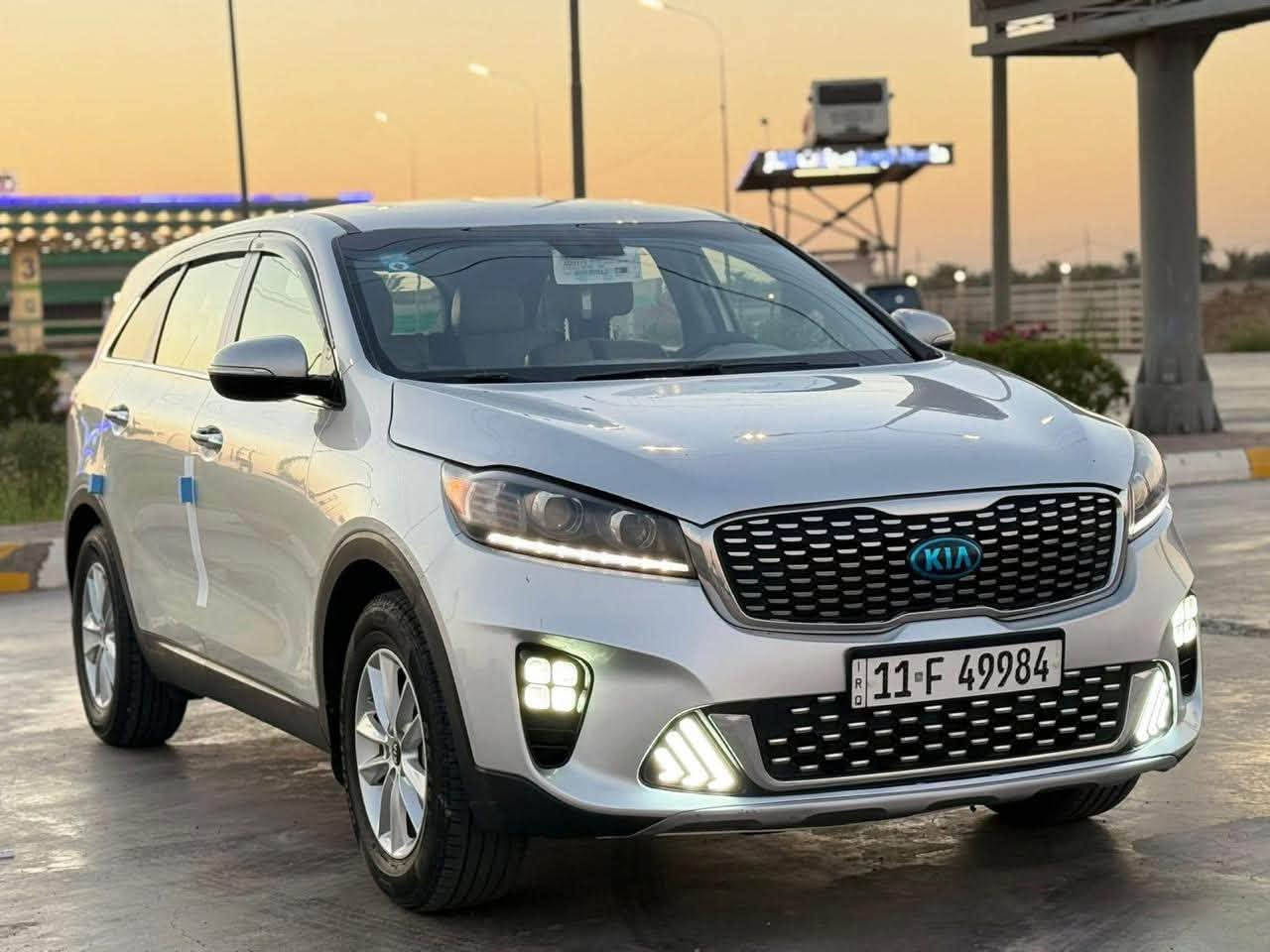 سورنتو موديل ٢٠ مكينه ٦ سلندر   ٧ راكب
ماشيه ٨١  صور السونار  مذكور. بل المنشور سعر ١٩٥  
***********

