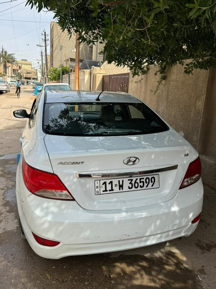 السلام عليكم اكسنت ٢٠١٦ خليجيه فول قطرتين تبريد خير من الله كشرها حلوه تايرات جدد سياره حلوه رقم بغداد الجديد باسمي سعرها 105 مكاني بغداد الامين الثانيه ‭***********
