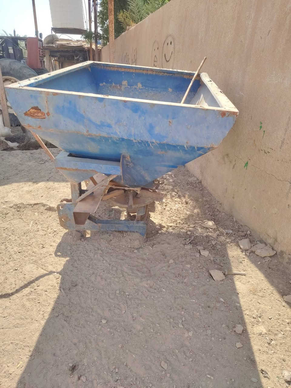 البيع باذره ٥٠٠كيلو العنوان العماره *********** ***********
