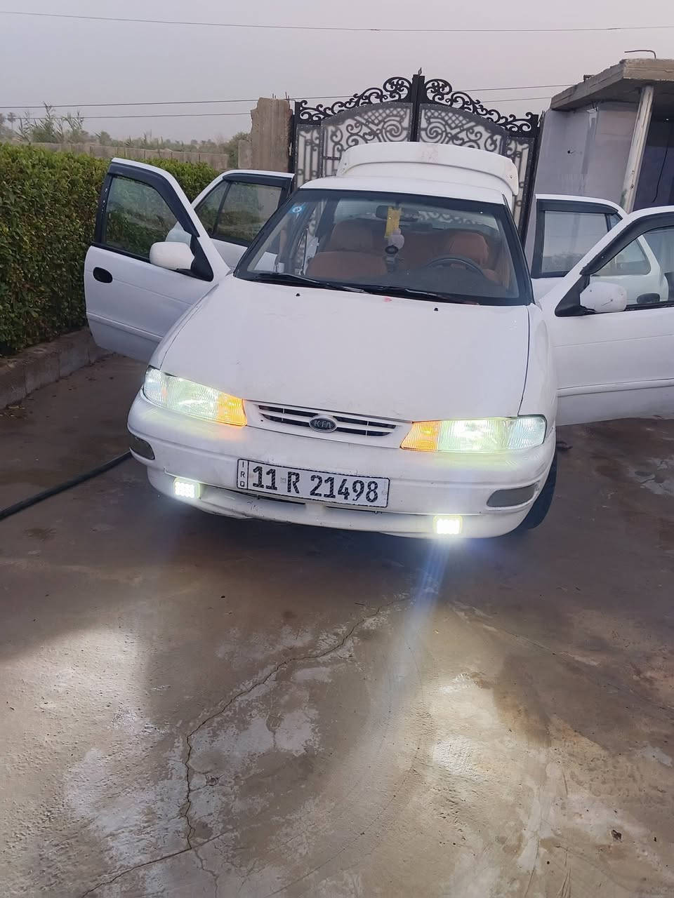 السلام عليكم  كيا سيفيا 95 رقم بغداد انكليزي  باسمي تحويل ثاني يوم  گير عادي حداديه زينه  الداخل كله جديد 
محرك 1600. گير جديد  صبغ احزام تخم تاير جديد كهربائيات شغاله تبريد  بس غاز سياره خير من الله. مكان صلاح الدين بلد السعر36
 ***********   او   وتساب
