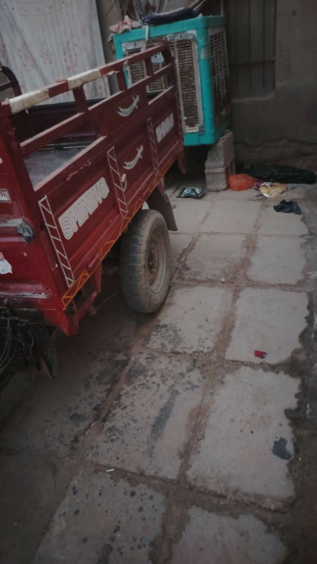 اليتوته للبيع شاصي دايون مسكمه كلهه امتي ار كله تسكام جديد دشبول لايت محرك اخرس وناعم مدولغه علا ايدي شاصي مكفول رايدهه 750 بيهه قليل حك الجيه متواصل فيس ماسنجر واتساب  ***********

