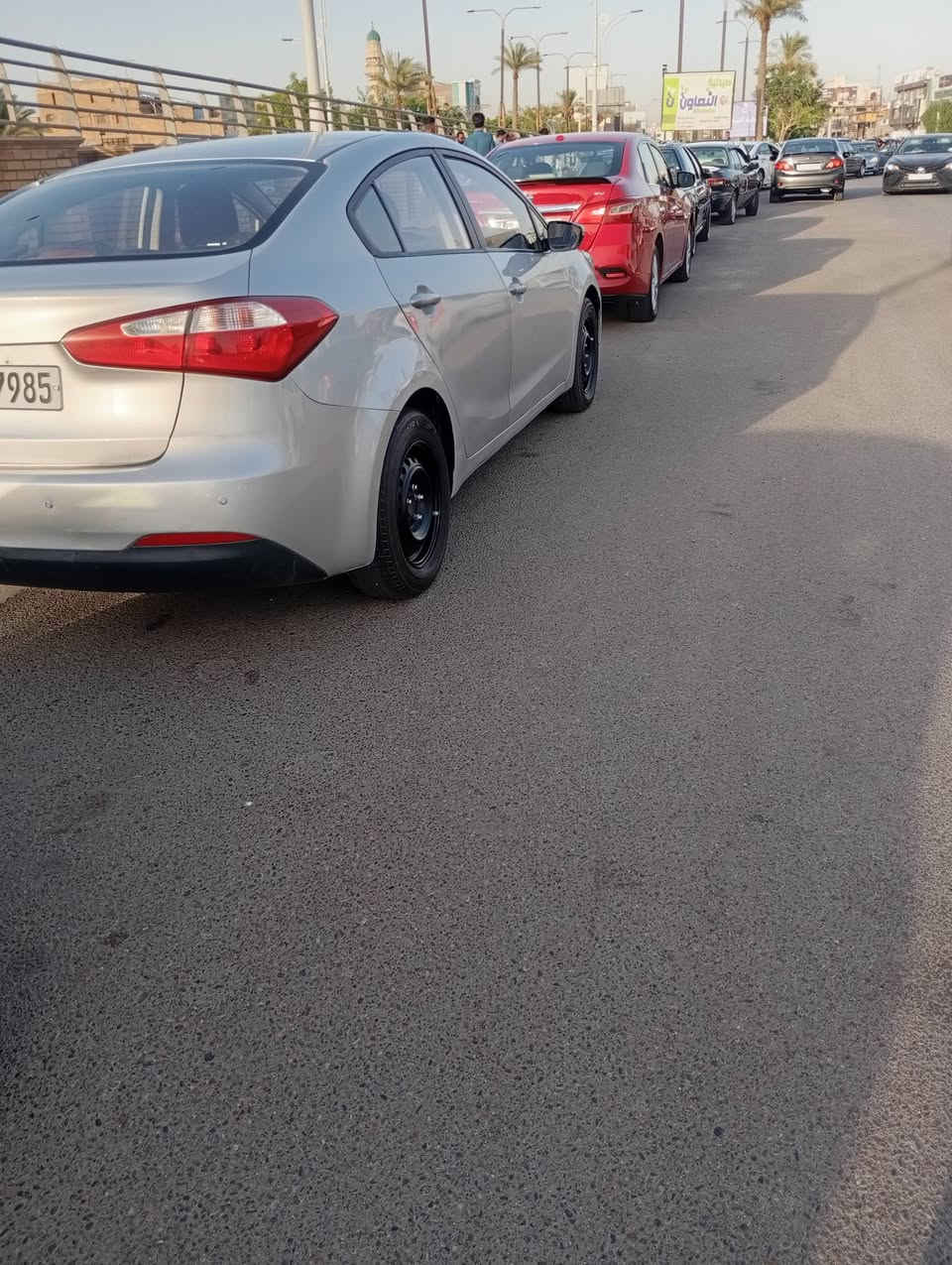 كيا سيراتو موديل 2016 خليجي بيه باب الخلفي محرك 1600دوش سعر 115$ رقم اربيل ***********
