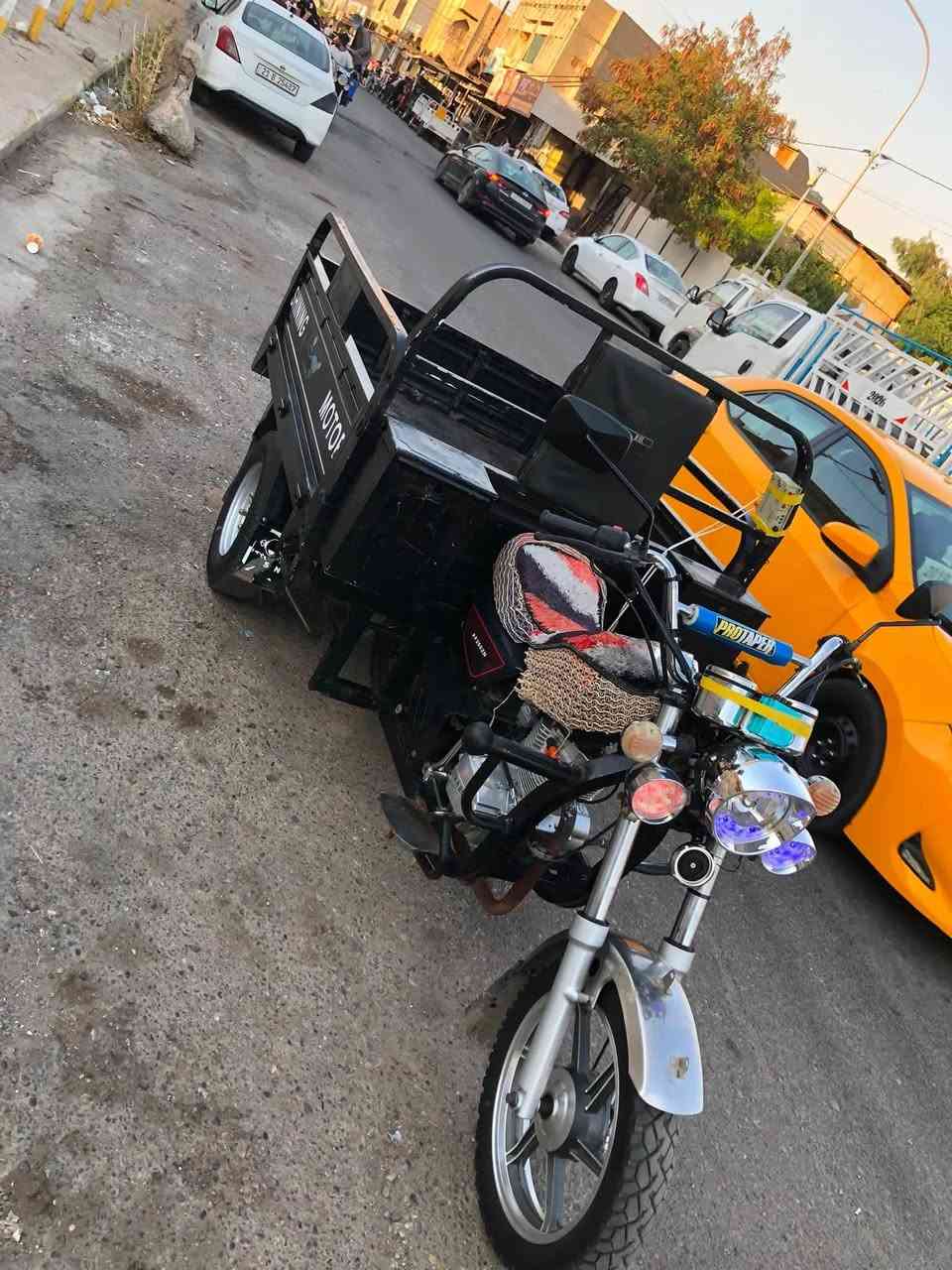 موديل 20 محرك 200 بالكرتون جديد لوك كهربائيات بشرط محرك وركبه بالشرط ستوته مصبوغ فقط جتف ابواب بدون صبغ كلو شرط كابريته جديده نكره سلف سعر 1350 مجال بسيط مكان ممدوده ***********
