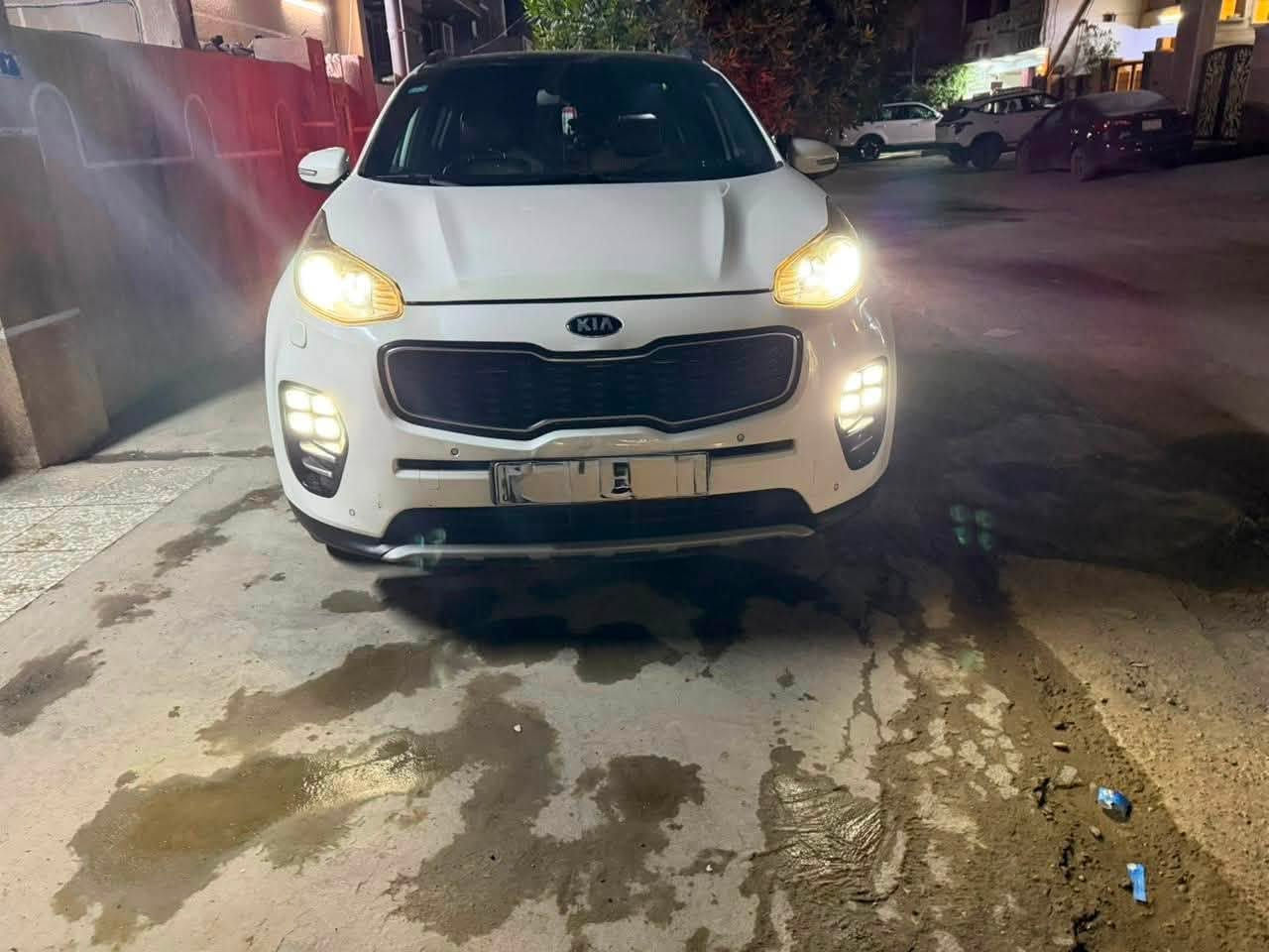 سبورتج GT LINE
2018 خليجية
فول مواصفات السيارة
رقم بغداد بأسمي تحويل ثاني يوم
ماشية ٨٨ 
مواصفاتهة معروفة مفولة بدون نقص
داخل قرميدي 
بيهة مكانين بارد بسيطات مأشرهن بالصور 
مكاني  بغداد حي القاهرة
السعر 17,500 وبيهة مجال بسيط
للاستفسار اكثر على الرقم

***********
