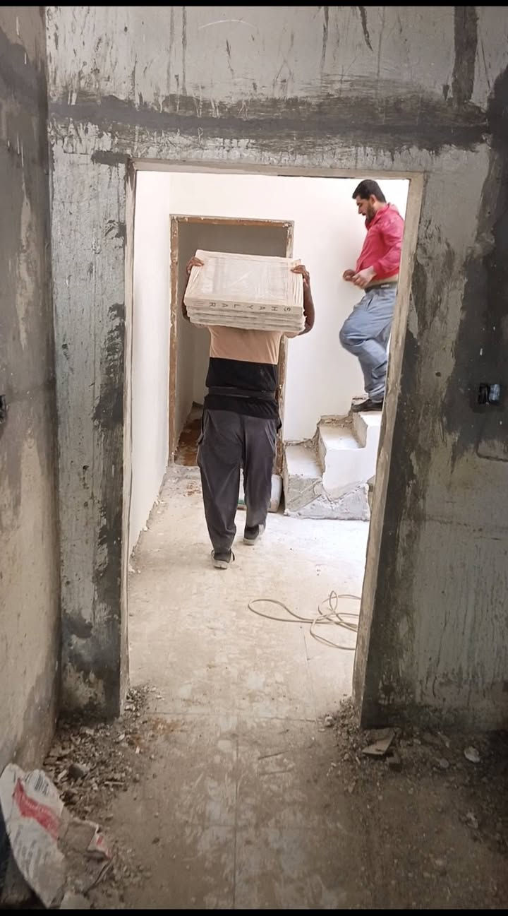 سلام عليكم كادر ابو علي لتصعيد كافة مواد البناء على ظهر مكانه بغداد اتصال وبخدمتك ***********
